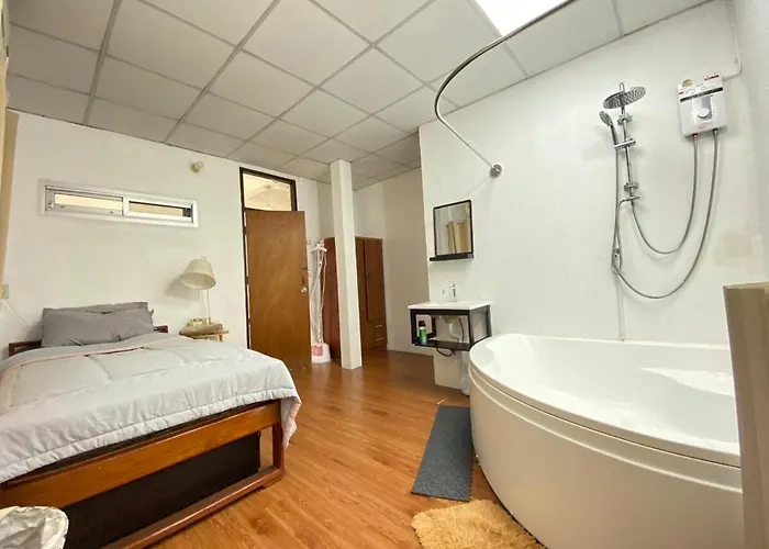 Cheap House 7min Next To Bts Kasetsart , 5 Bedroom