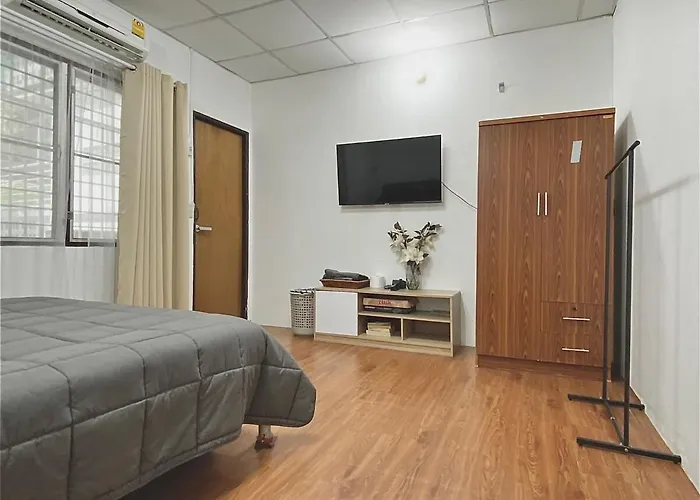 Cheap House 7min Next To Bts Kasetsart , 5 Bedroom Apartamento