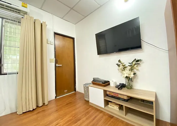 Cheap House 7min Next To Bts Kasetsart , 5 Bedroom *